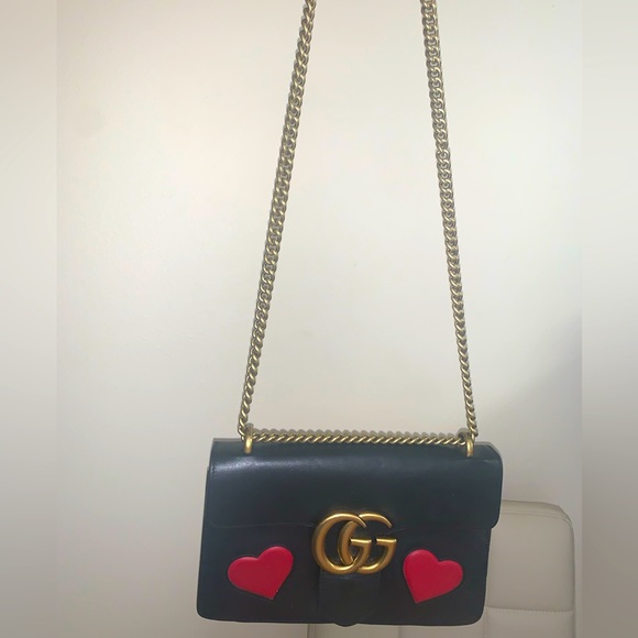 AUTH GUCCI BLACK MED GG MARMONT HEART ANTIQUE GOLD CHAIN CROSS BAG - Picture 1 of 6